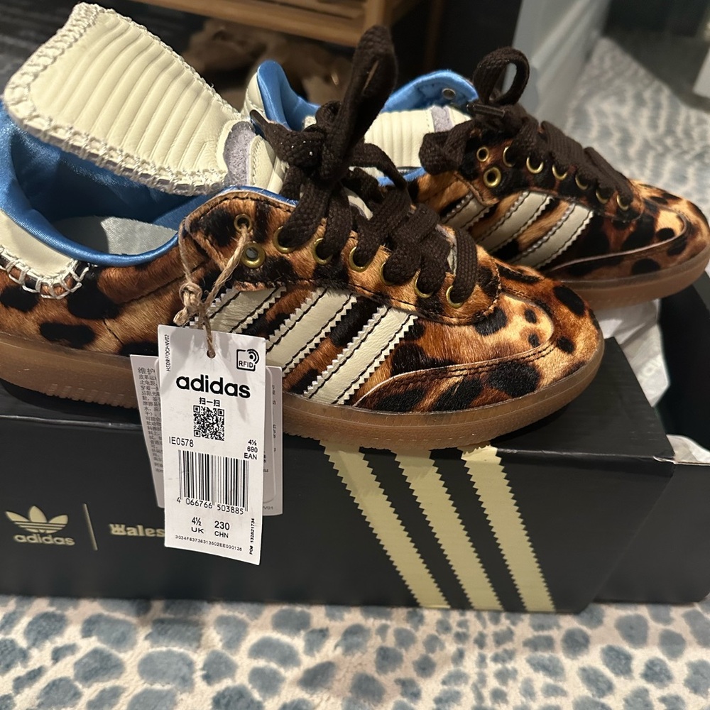 Leopard wales Bonner x samba shoes leopard print